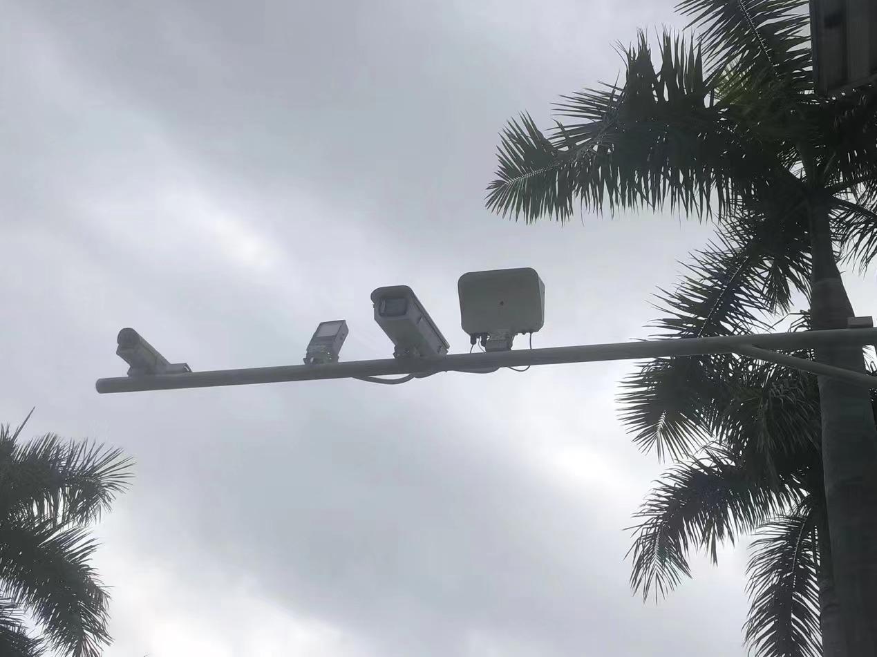 微纳灵听炸街车抓拍项目 (1).jpg